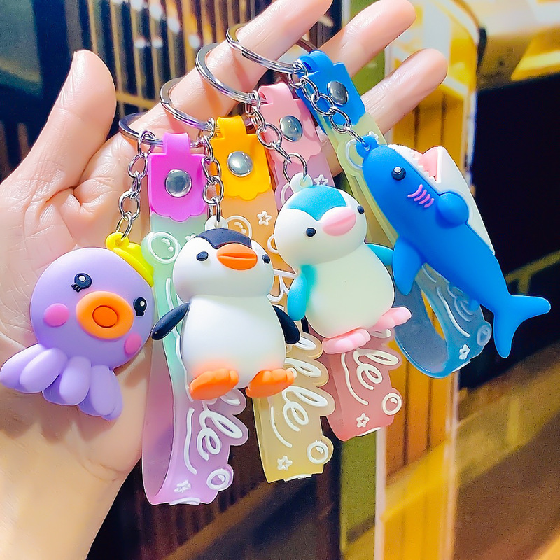 Animal Penguin Shark Car Keychain Pendant Cheap Promotion Drainage Advertising Small Gift Small Gift Wholesale