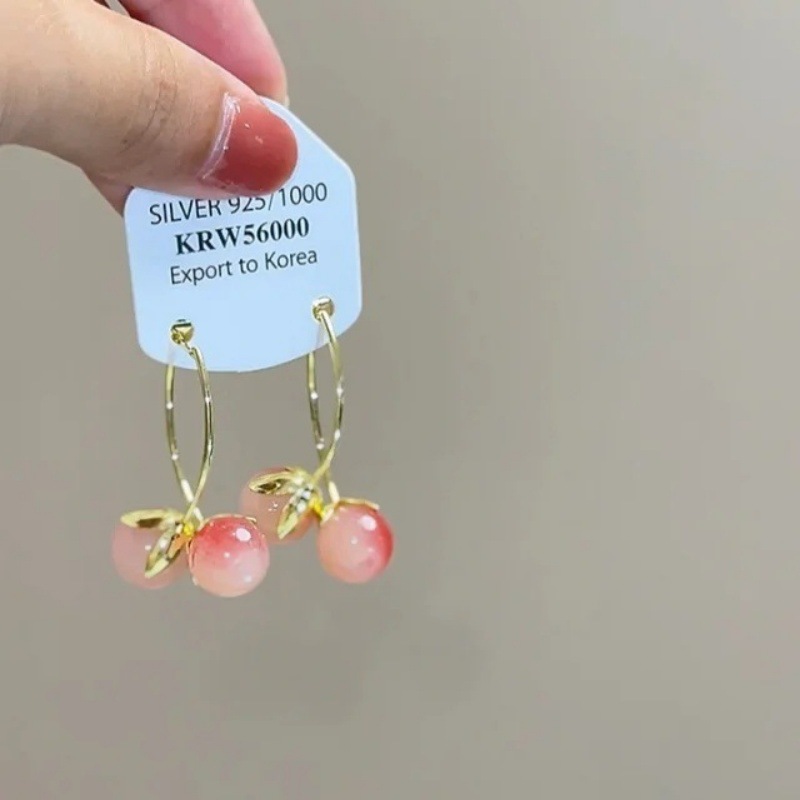 ニッチなデザインの高級ブルーバタフライパールイヤリング、女性用、2025年夏の新作人気ファッションイヤリング