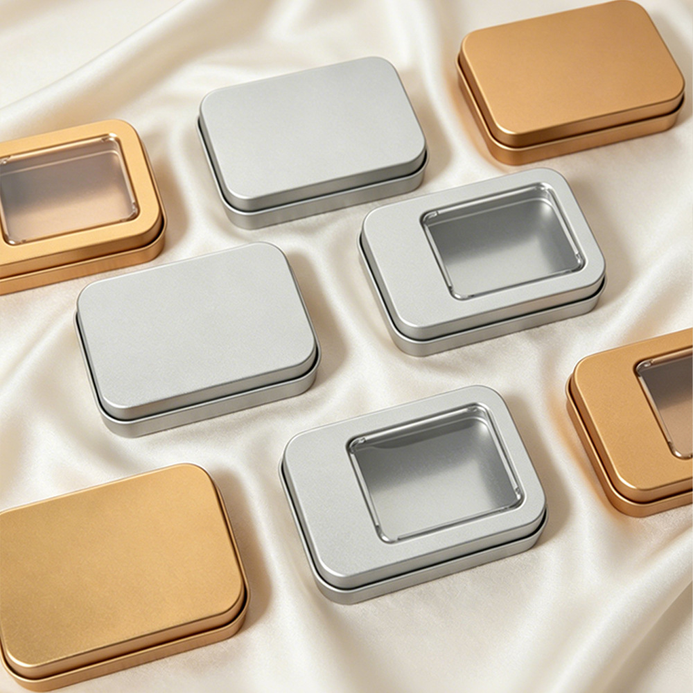 Rectangular small tin box