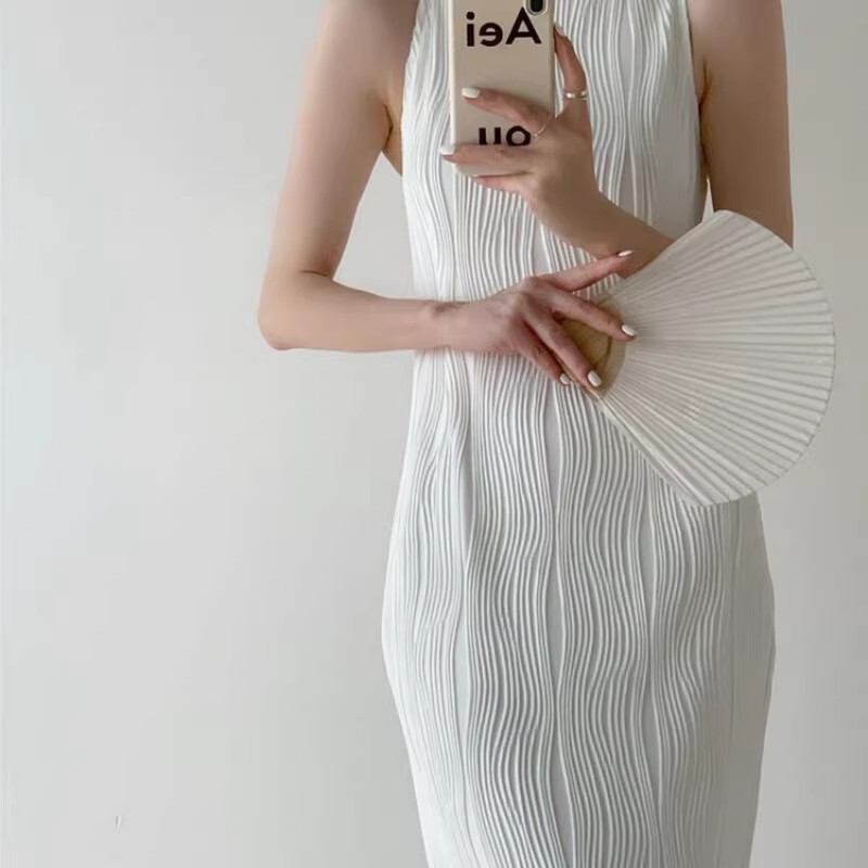 Waist-Cinching Textured Pearl-Strap Long Dress, Elegant Niche Fairy-Style Spaghetti Strap Dress, Trendy Solid Color A-Line Dress