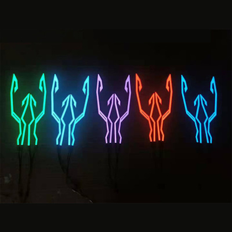 11981001766_1615385264.400x400