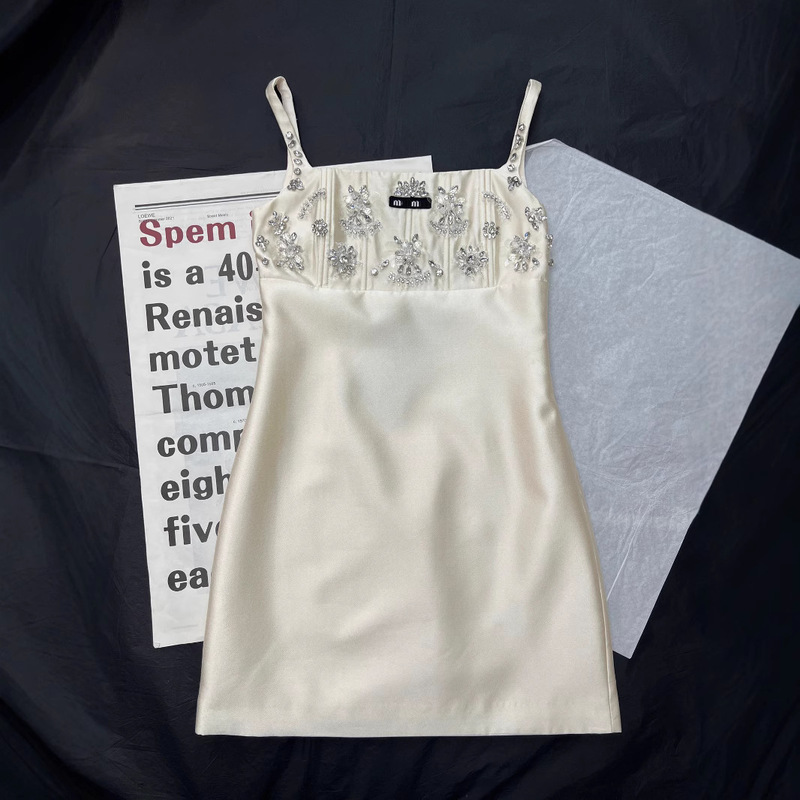 Spot Miu Home 2025 New High-Quality Elegant Socialite Sexy Sparkling Diamond Banquet Suspender Dress Dress for Women