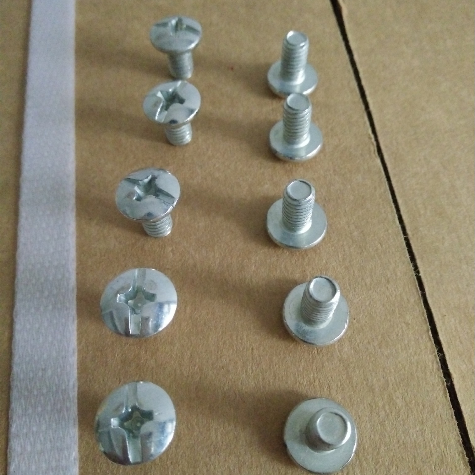 大扁头螺丝 半圆头十字螺丝钉 各种规格 量大从优