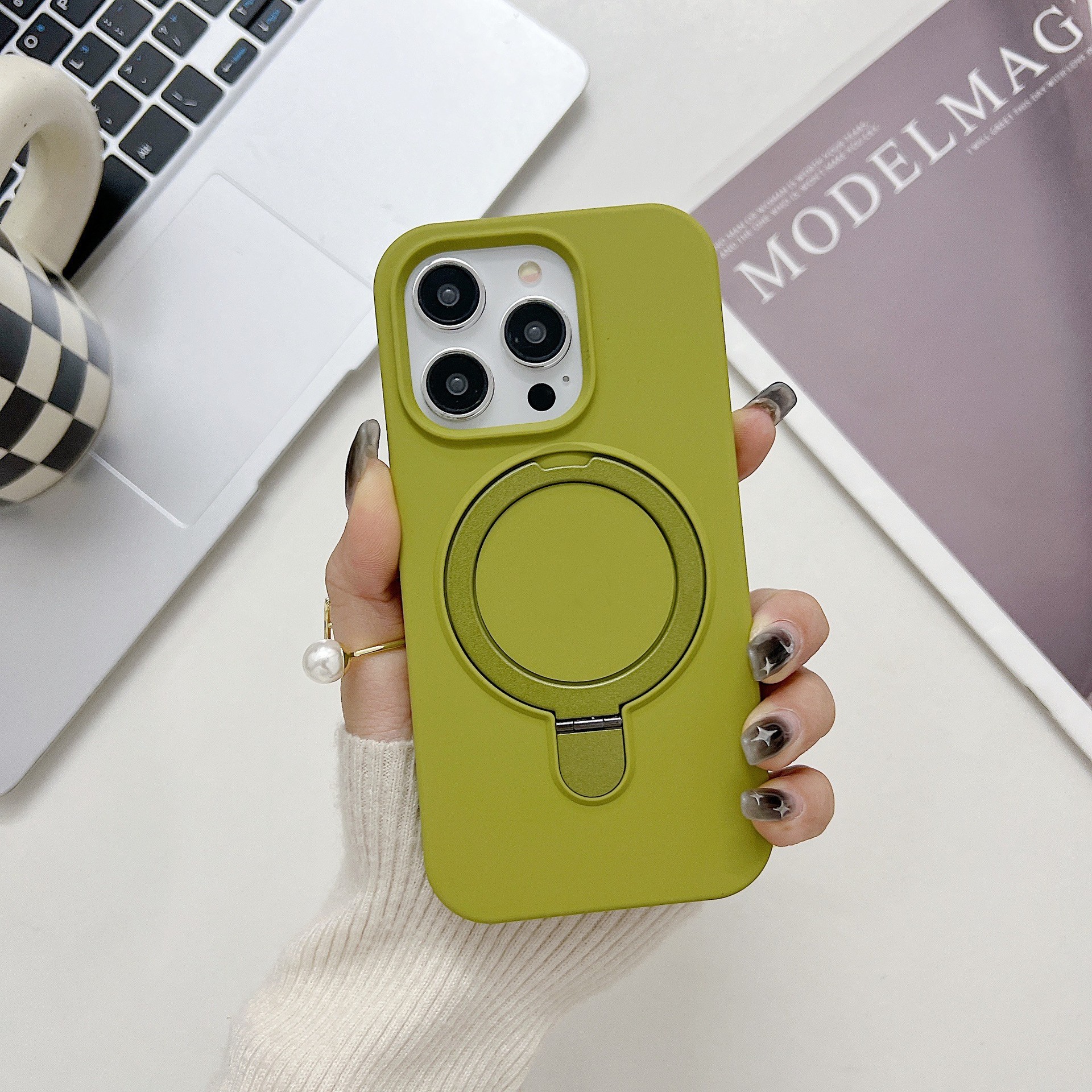 Custodia con supporto in silicone liquido per iPhone 17/16 Pro Max con ricarica wireless e stabilizzazione magnetica, compatibile con iPhone 14_voghion.com