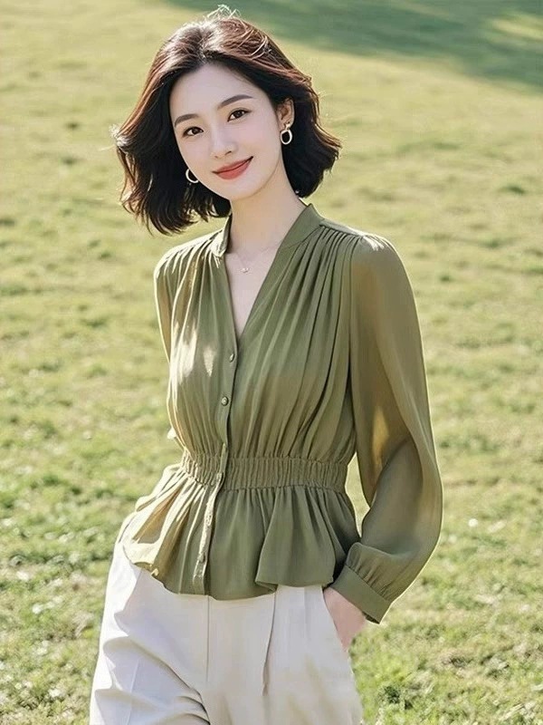 秋季小众通勤穿搭重要场合小衫设计感绿色收腰衬衫裤子两件套装|undefined