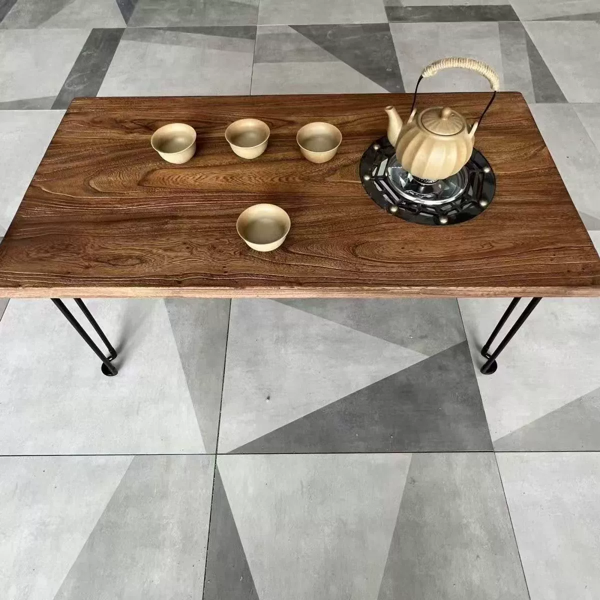 Старый вяза в печи для приготовления чайного стола Наружный стол плита балкон кемпинг сплетни железное кольцо чайный стол портативный складной стол