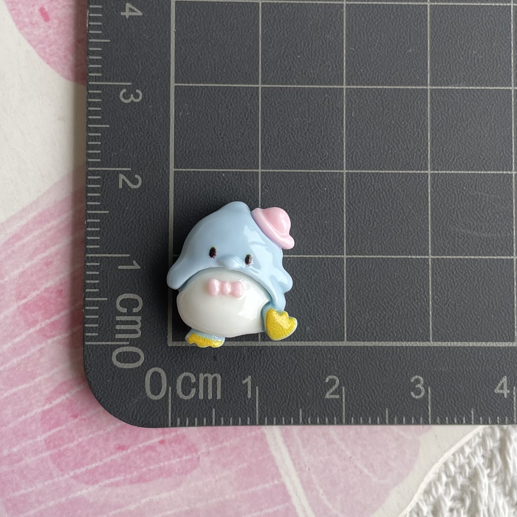 小さいサイズの動物の樹脂の部品の猫のウサギの恐竜の熊の装飾の材料のヘアピンの携帯のケースの靴の装飾のアクセサリ