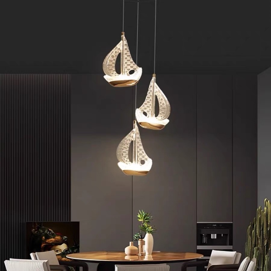 Lámpara de escalera simple y creativa nueva casa de estilo chino complejo villa hueca sala de estar giratoria vacía una vela a la luz de la vela