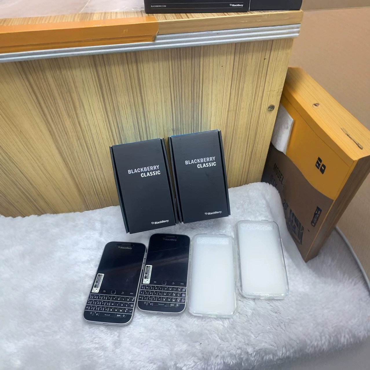 适用于老式按键手机黑莓Q20手机维修Blackberry Q20 phone