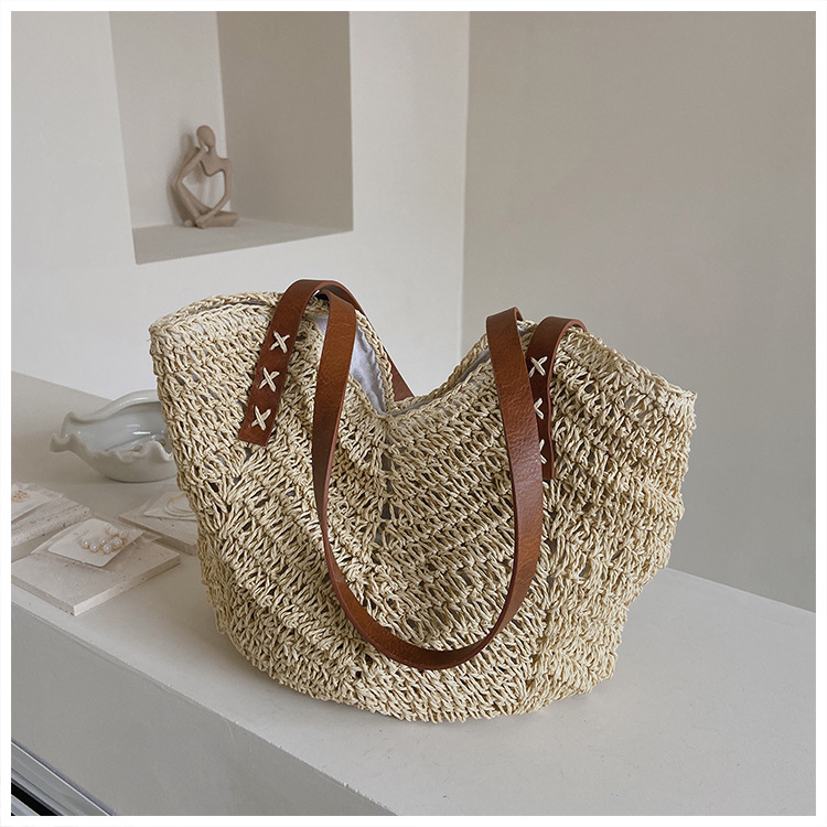 Fashion Solid Color Square Magnetic Buckle Straw Bag display picture 2
