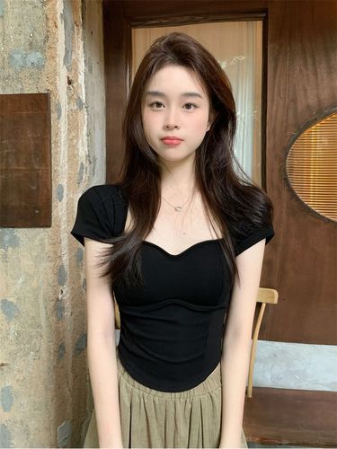 Pink Backless Hollowed-Out Chic Short-Sleeve T-Shirt for Women |  Summer New Arrival Slim-Fit, Figure-Flattering Top with a Girly Touch