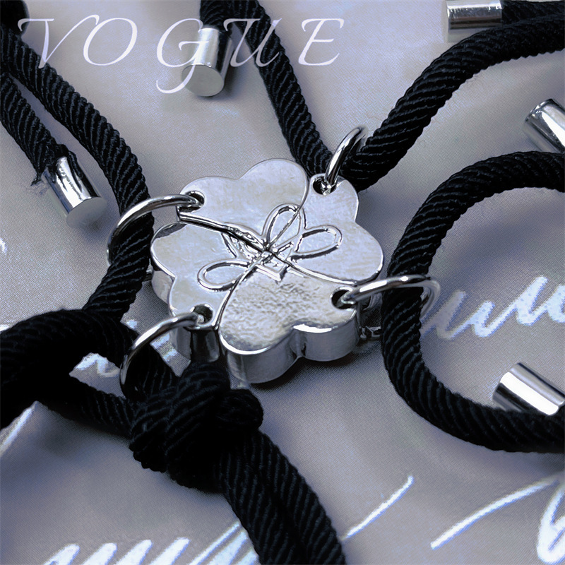 Europe and the United States cross-border new good friend family 4 people love magnet attraction bracelet Amazon creative woven hand rope