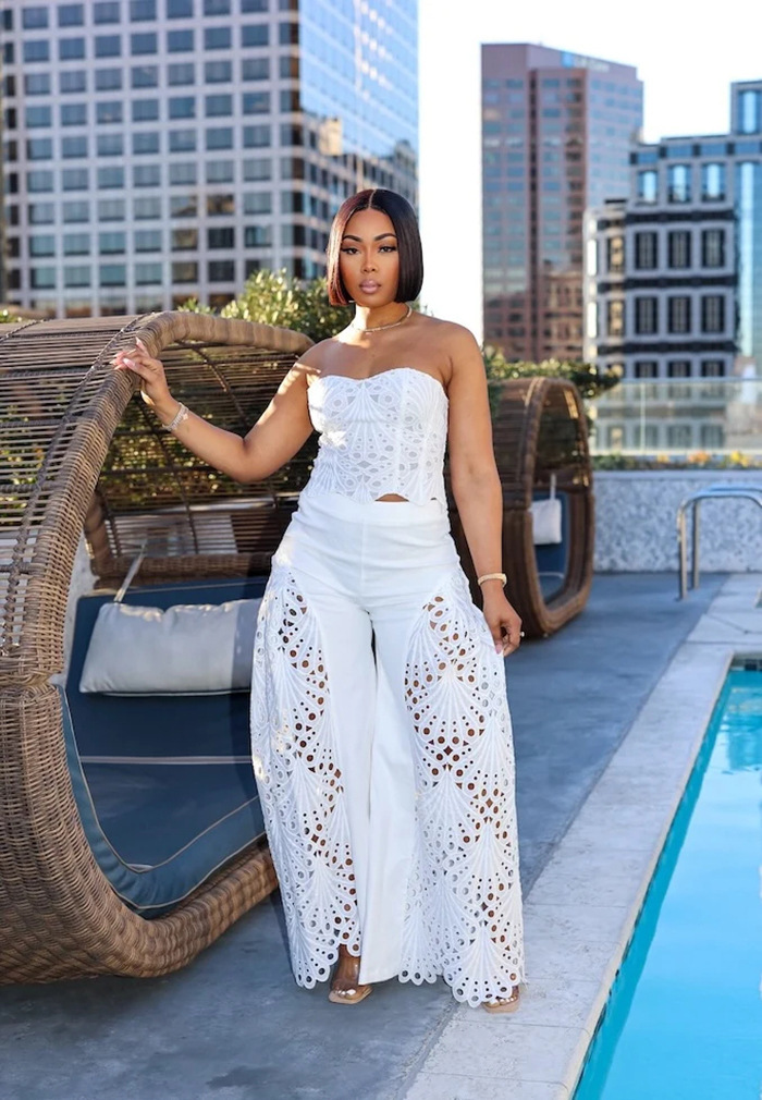 Buy Women's Clothing Online | Buy Trending Dresses for Women