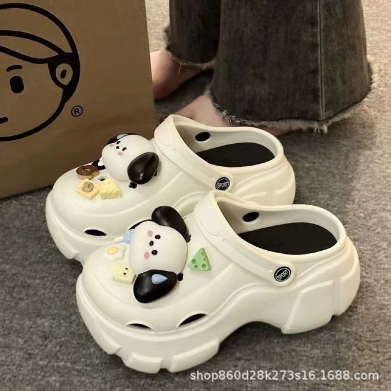 2023 новая модная сеть красная дышащая супер толстая подошва пещерная обувь женщина носит нескользкие и неприятные холодные тапочки летом