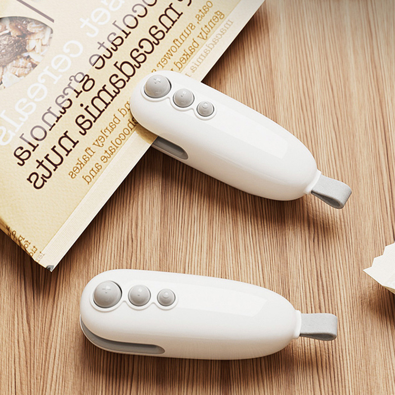 Mini Snack Sealing Machine, Small Portable Household Sealer, Dual-Purpose Plastic Bag Food Preservation Sealing and Cutting Tool