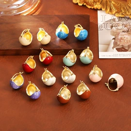 耳钉;耳环;项链