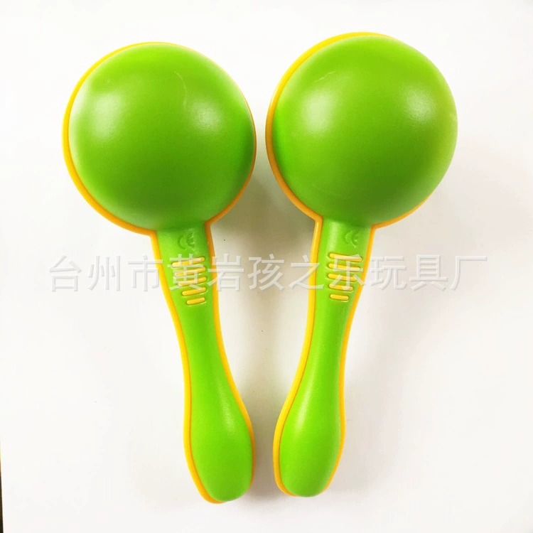 Small plastic maracas, percussion instruments, musical instruments for kindergarten, makes sounds