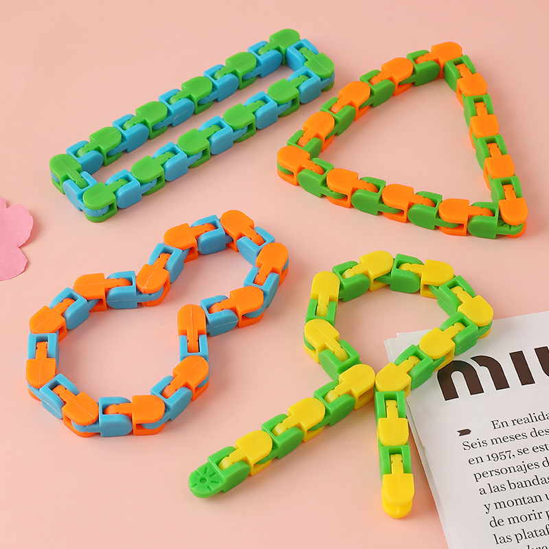 Pulsera de fluido mágico transfronterizo cambiable cadena de bicicleta de descompresión plegable de 24 secciones pista de cadena de juguete al por mayor