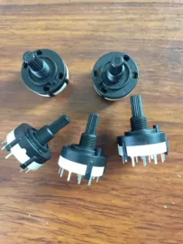 开关元件;波段开关;电位器