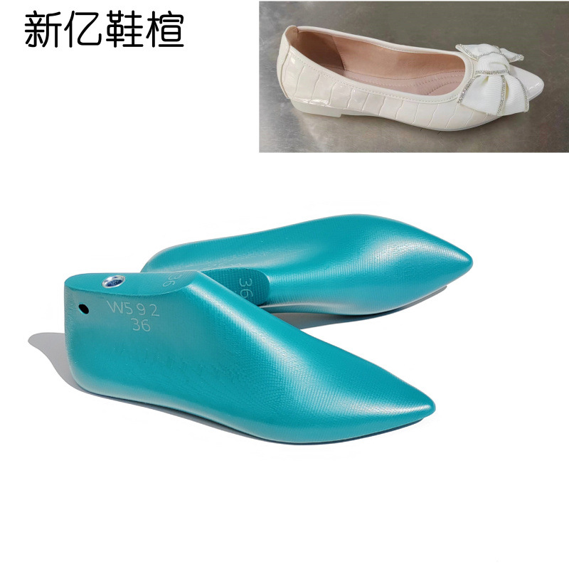 Low shoes flat pointed-toe low-cut