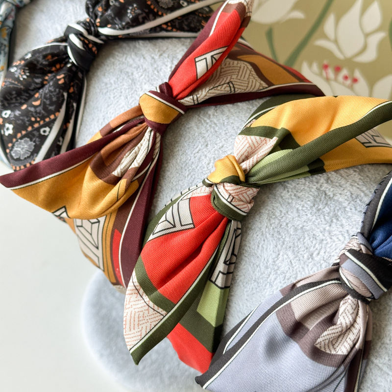 257g Weight Hair Band Hair Accessories Type 1 Piece Quantity Holiday, Daily Occasion Color Block Pattern Women's Gender Handmade Design Simple Style, Classic Style Style Women's Simple Style Classic Style Color Block Cloth Handmade Hair Band 2