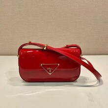 ���Q�¿�ԭ�SƤŮ��p�ҷ�����������Ƥ�μ�б��ٴ�Ů��һ�����l