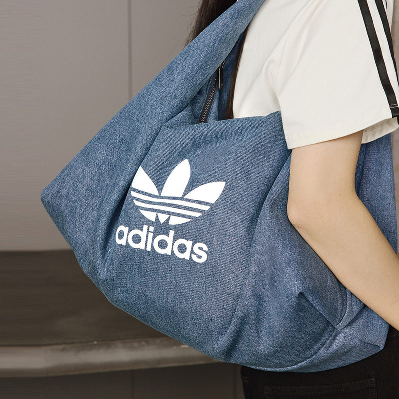 "Cloud Bag" Denim Style Large-Capacity Sports Shoulder Bag for Women Adidas Originals Authentic