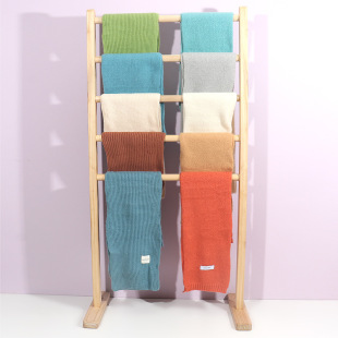 Creative solid wood scarf rack floor scarf shawl storage display rack multi-layer clothing store island rack display shelf