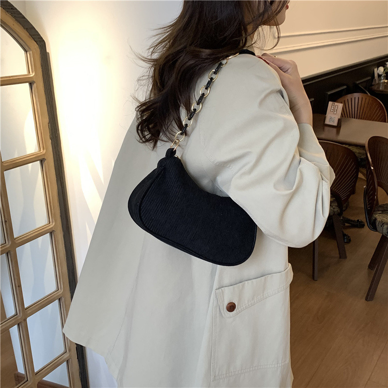 2026 Korean-Style Artistic Crossbody Bag, Simple Casual Corduroy Shoulder Bag for Women, Solid Color Versatile Handbag, Small Underarm Bag 2026 Korean-Style Artistic Crossbody Bag, Simple Casual Corduroy Shoulder Bag for Women, Solid Color Versatile Handbag, Small Underarm Bag