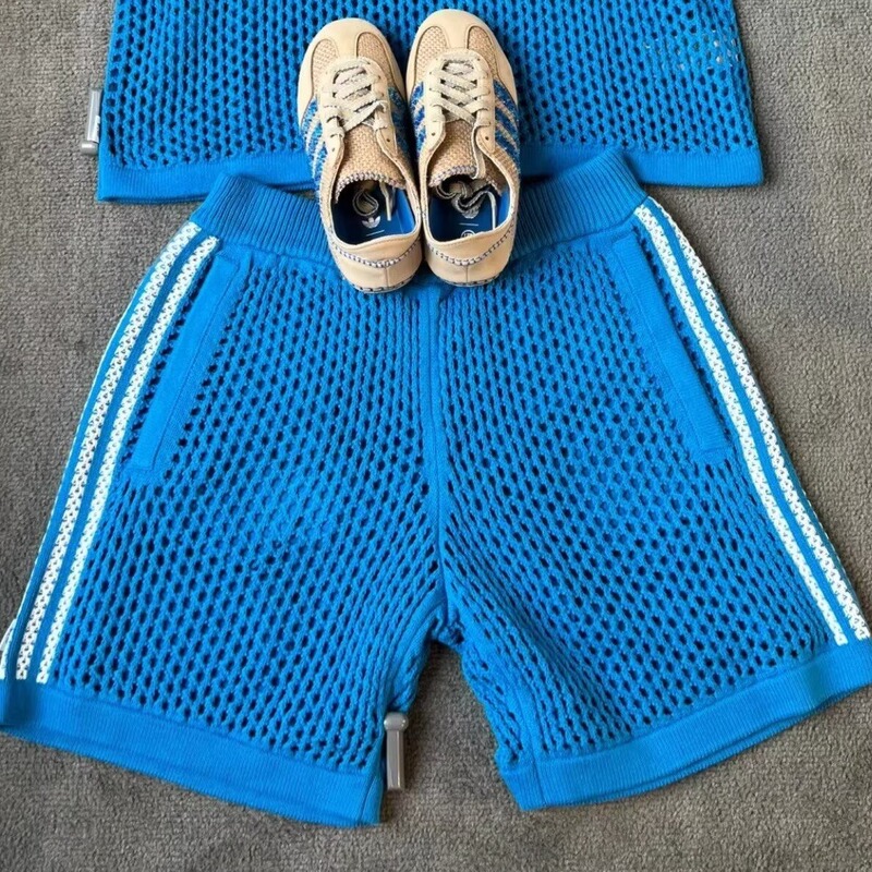 Summer three-stripe couple's mesh casual versatile American-style hollow mesh texture knitted short-sleeve men's breathable shorts Summer three-stripe couple's mesh casual versatile American-style hollow mesh texture knitted short-sleeve men's breathable shorts