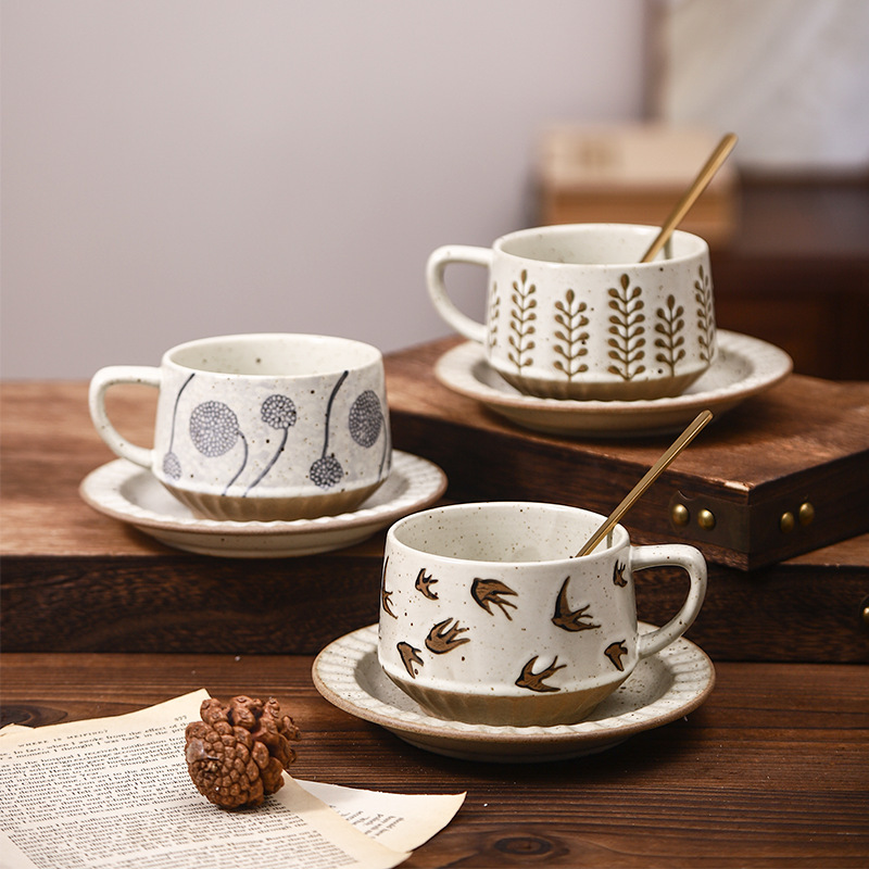 Taza de café comercial juegos de taza de café retro taza de café con flores simple taza de té de leche de flores taza de cerámica japonesa taza de platos al por mayor