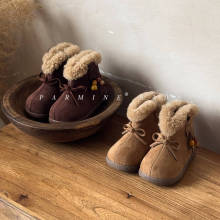 女宝宝棉靴加绒加厚冬季新款女小童保暖雪地靴幼儿皮靴一件代发