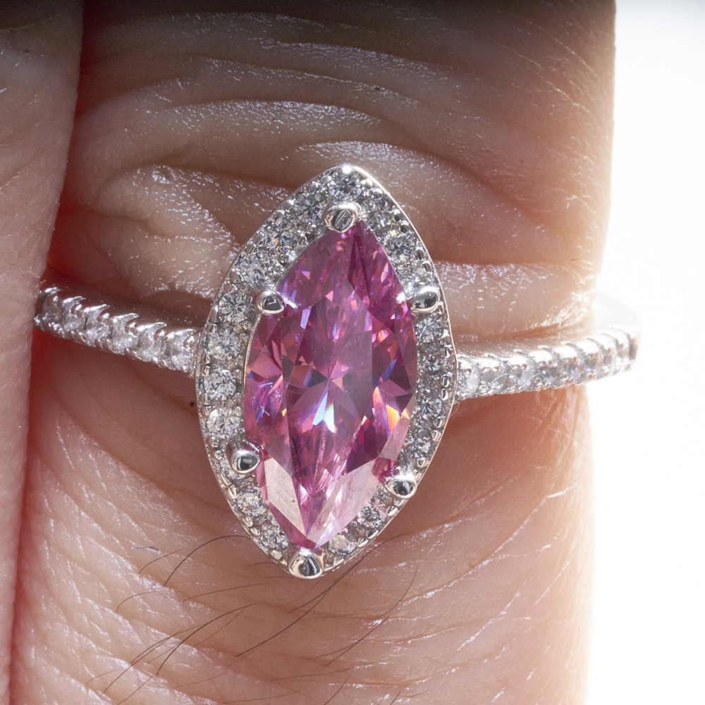 Anillo de plata s925 incrustado rosa de un quilate de piedra de mosaico con certificado de prueba de bolígrafo de taladro transfronterizo venta caliente