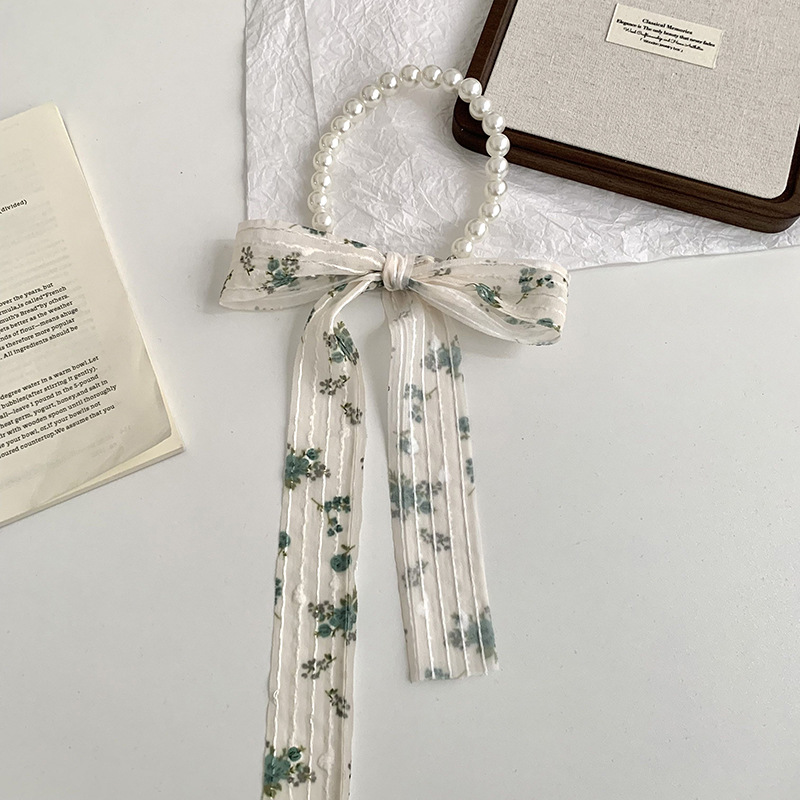Collar de perlas, diadema, pequeño pañuelo de seda largo, vestido de niña de alta calidad, cinta, decoración de cinta, bufanda, cinturón