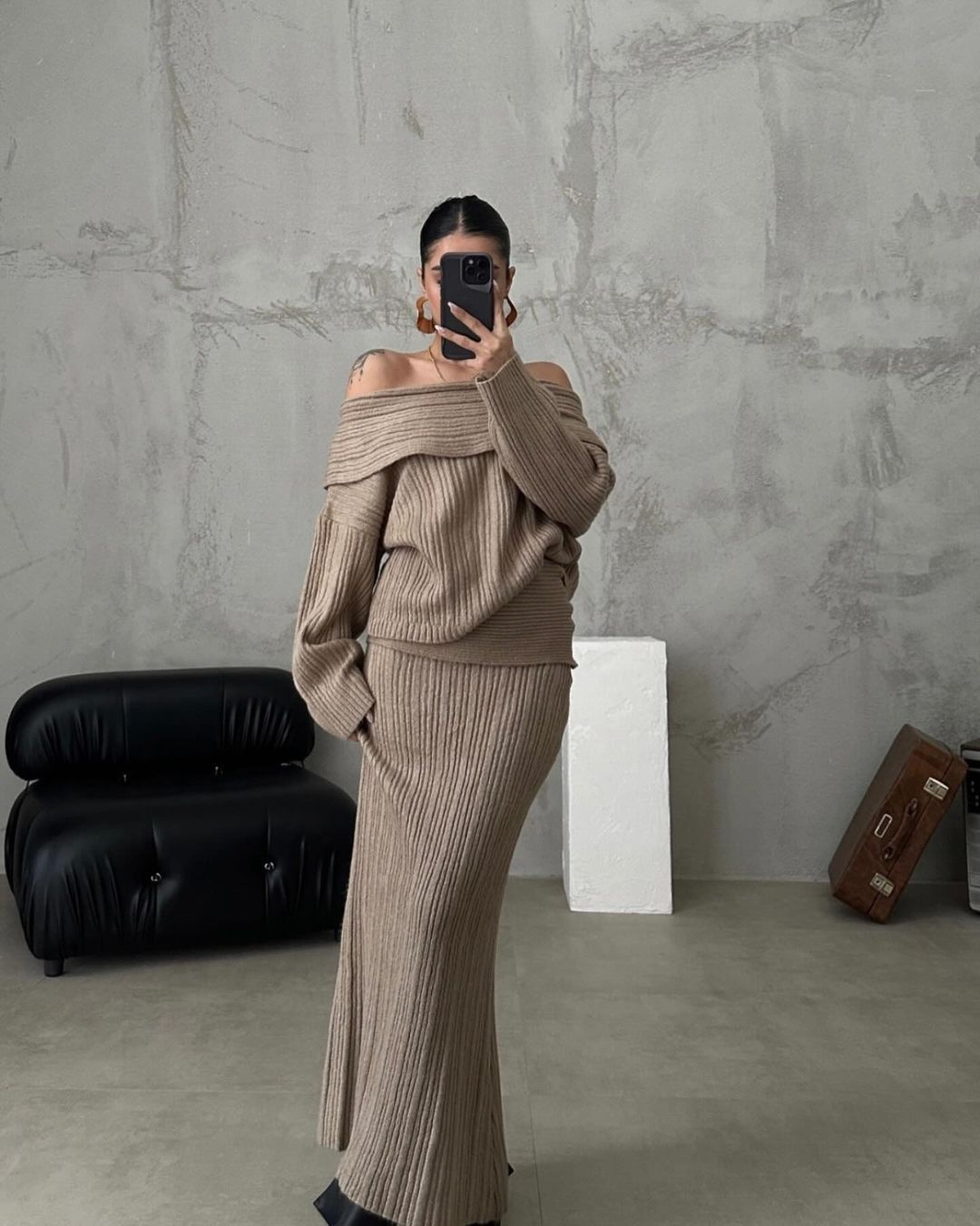 ​Damenmode, schulterfreier Strickpullover, zweiteiliges Set, langärmelig, lockere Passform, einfarbig, lässiges Outfit​_voghion.com