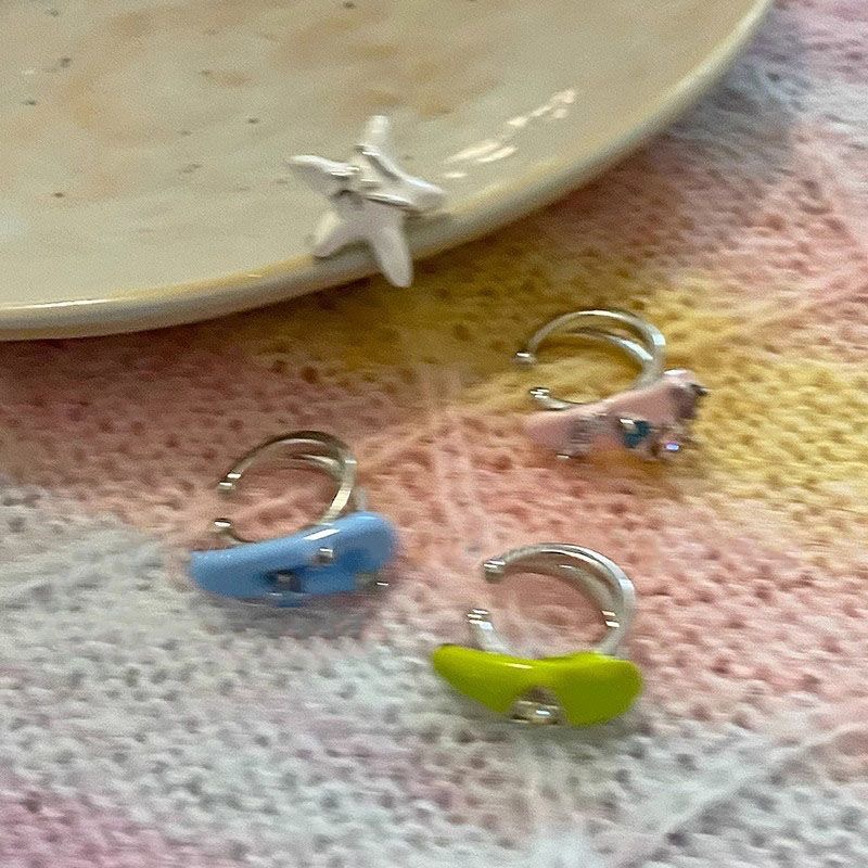 5g Weight None Ear Needle Material Ear Cuffs Classification 1 Piece Quantity Daily Occasion Alloy Material Geometric Pattern Women's Gender Enamel, Plating Design Sweet Style 1 Piece Sweet Geometric Enamel Plating Alloy Ear Cuffs 1