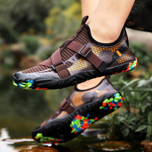 Outdoor river tracing shoes for men, quick-drying breathable wading shoes for women, anti-cut and non-slip swimming shoes for couples, parent-child water beach shoes