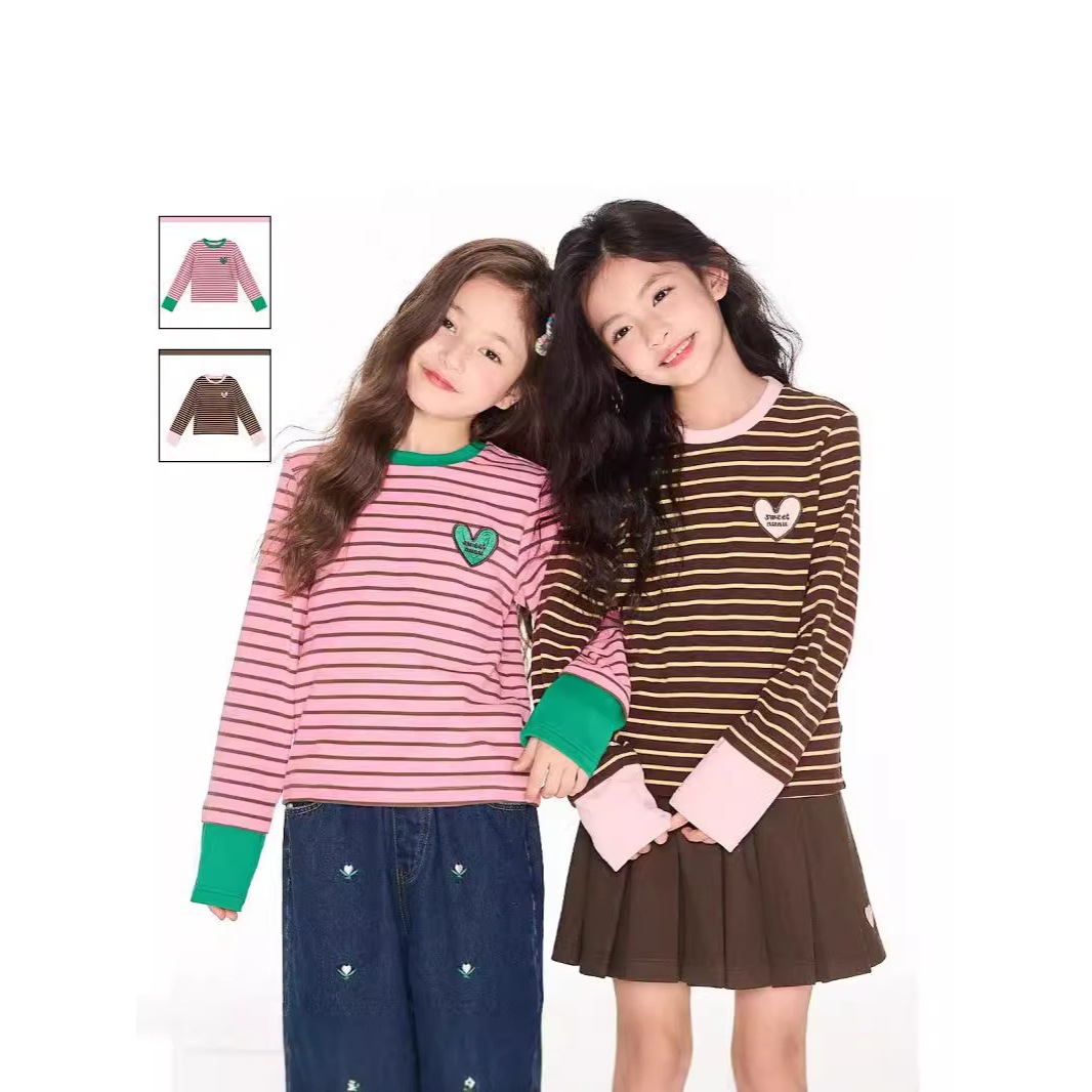 Girls' heartwarming outfit: Color-blocked striped long-sleeved T-shirt, autumn two-tone heart logo slim fit base layer.