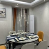 10 голов, квадратное основание: 30×90 см