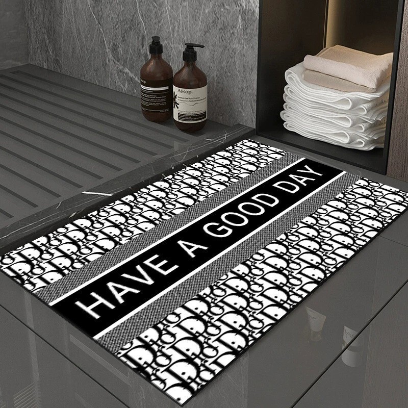 Chanel-Style Black and White Diatomaceous Earth Soft Mat for Bathroom, Water-Absorbent, Non-Slip, Wear-Resistant Foot Mat with a High-End Feel for Entryway