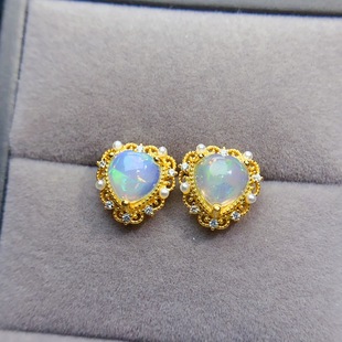 Factory wholesale explosions natural white opal earrings S925 silver inlaid main stone 8*8 hot Europe and the United States a generation of hair