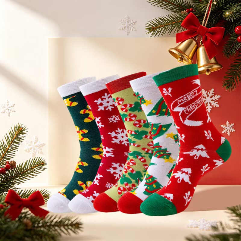 Autumn and winter trendy Christmas socks, Santa Claus, reindeer, snowman, gingerbread man cartoon mid-calf socks for cross-border foreign trade Autumn and winter trendy Christmas socks, Santa Claus, reindeer, snowman, gingerbread man cartoon mid-calf socks for cross-border foreign trade