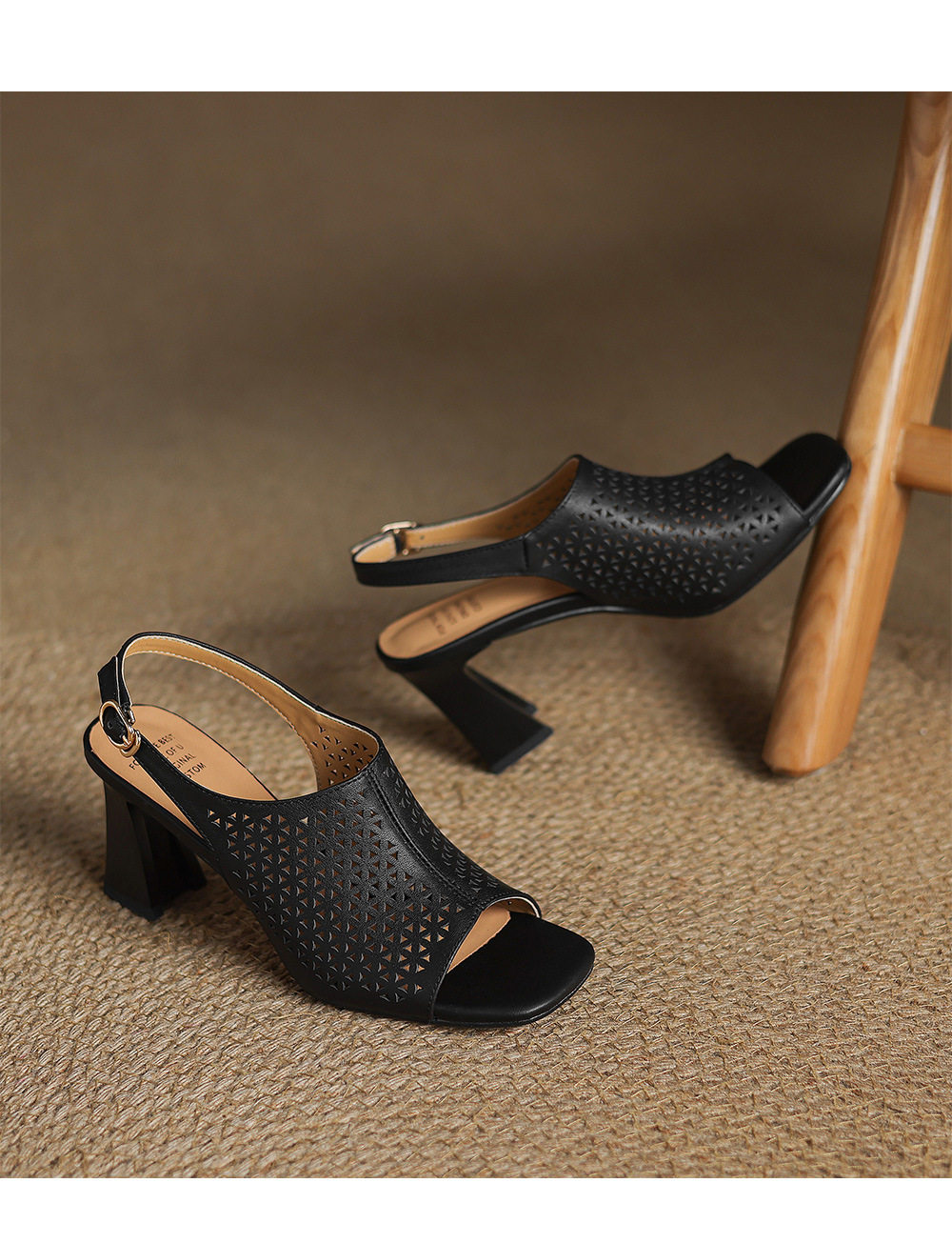 Sandal cao gót nữ hở mũi quai ngang đục lỗ da bò, gót 7 cm — Gạo trắng và cao 7 cm chi tiết 21