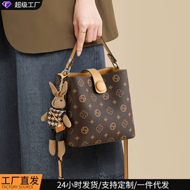 女士斜挎包;女士单肩包;女士手提包