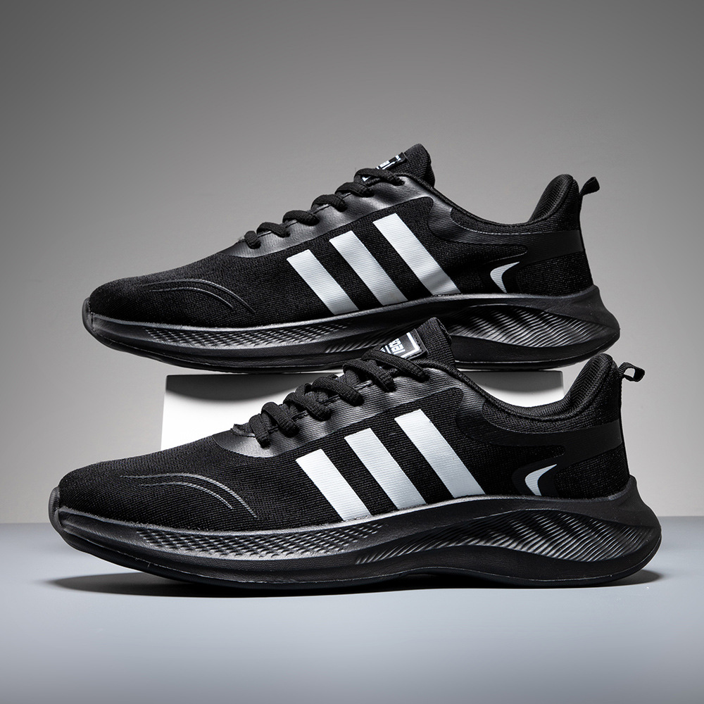 Verano nuevo estilo para hombres y mujeres con el mismo estilo, zapatos deportivos de malla voladora, zapatos casuales de moda, zapatos de pareja, zapatos ligeros para correr