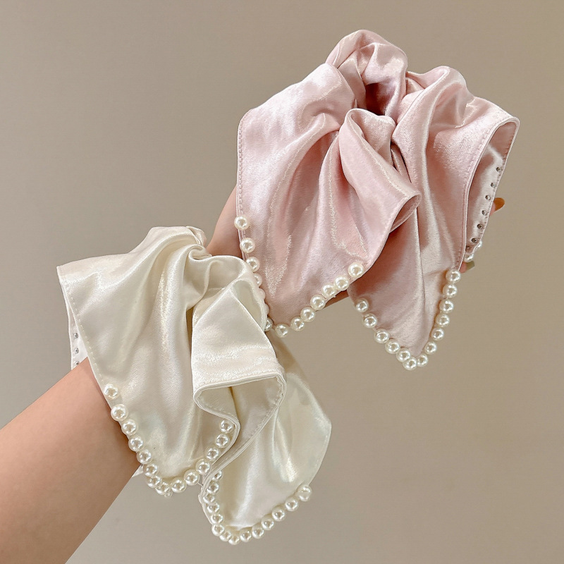 Toalla cuadrada blanca de satén retro francés, lazo para el cabello de intestino grueso, accesorios para el cabello de alta calidad para mujer, cuerda para la cabeza grande cuadrada 2025 nuevo
