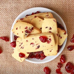 クランベリーの洋菓子7斤のばら積クッキーのカジュアルな間食菓子のデザートケーキの部屋の焙煎商品の卸売り