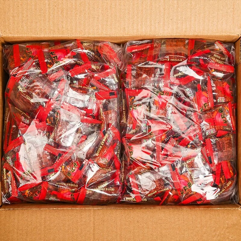 Big knife meat spicy strips childhood 90 snack snacks spicy pimples nostalgic spicy vegetarian office party building