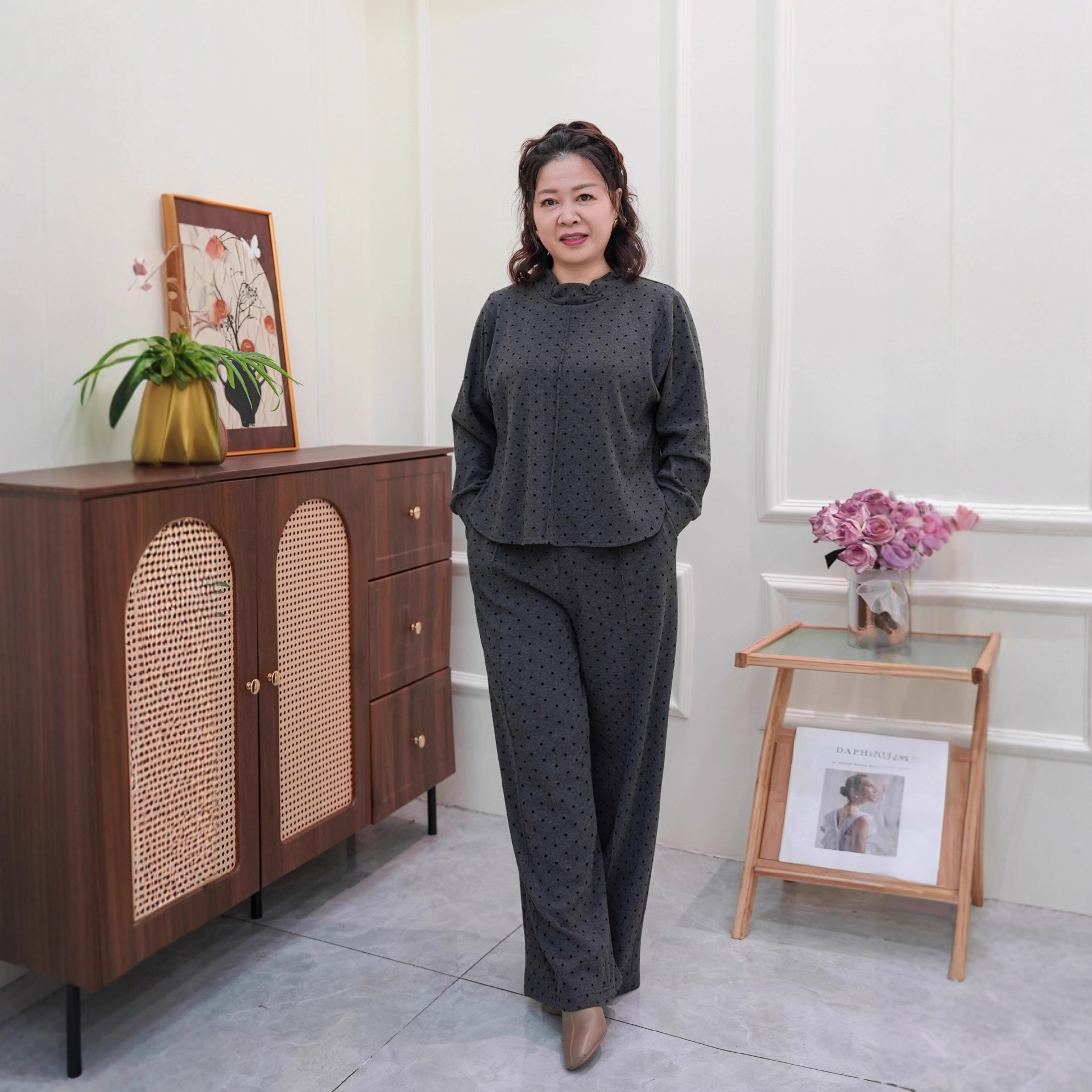 优雅大气 波点气质大码秋季2025新款靓妈妈日常套装口袋长裤女装