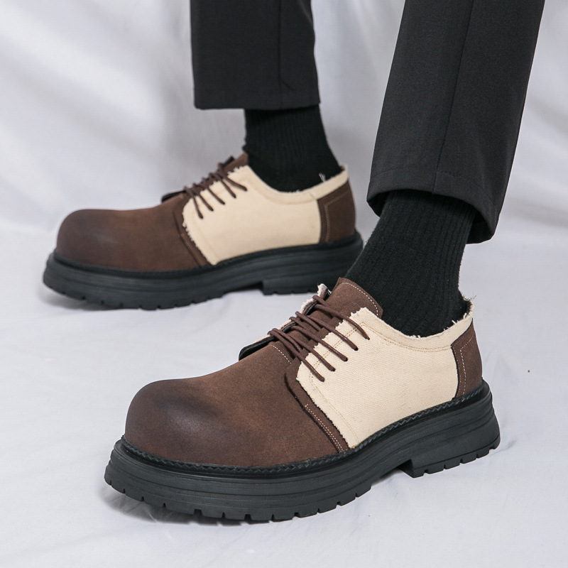 Zapatos de hombre grandes nuevos zapatos de cuero casuales de moda de hombre zapatos de cuero de gran altura tendencia de estilo británico zapatos de suela gruesa al por mayor